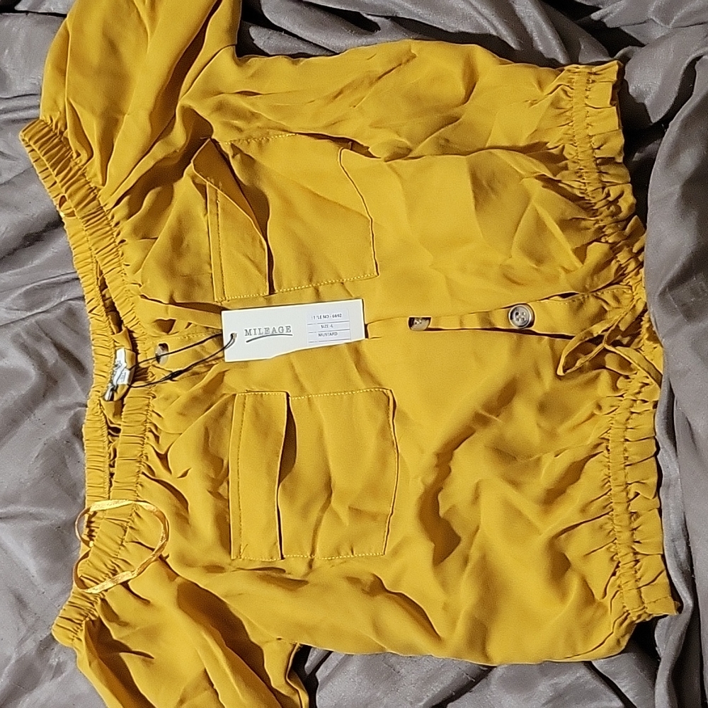 Mustard yellow Mileage blouse size Large